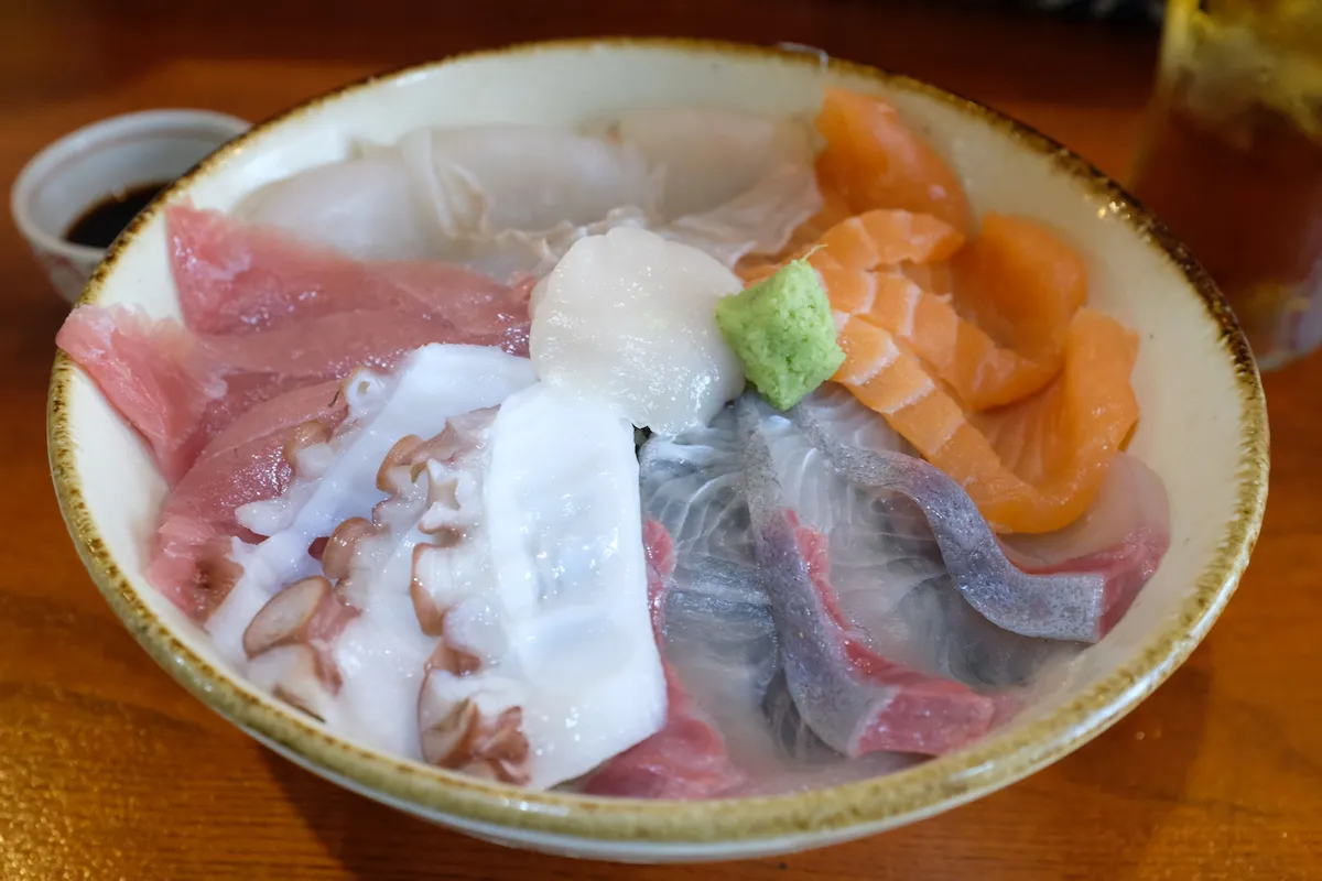 海鮮丼